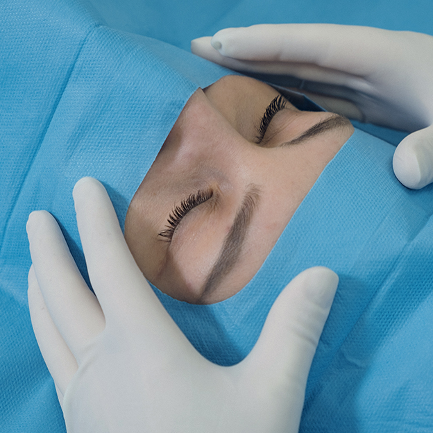 Удаление новообразований на веках и глазном яблоке